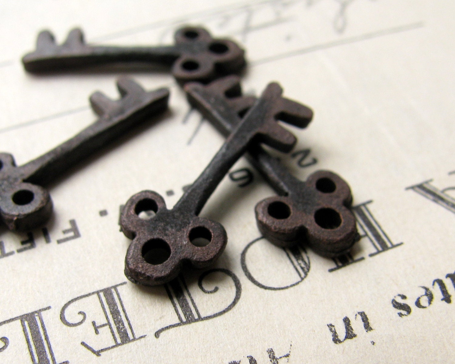 Mini jewelry box key charm from Bad Girl Castings - dark antiqued cast pewter (4 key charms) 20mm rustic black patina