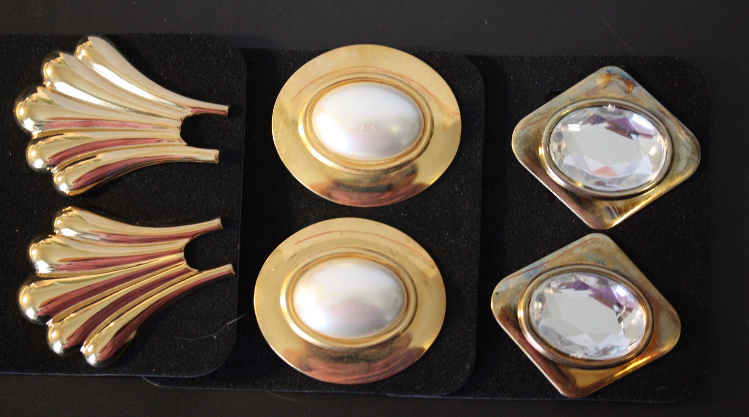 Vintage Shoe Clips in Lot of Three Pretty Pair