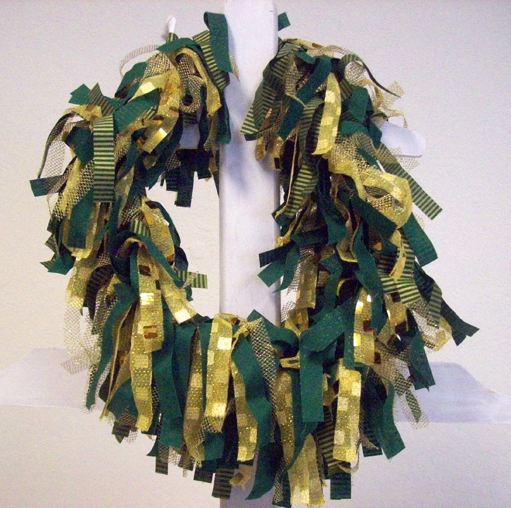 Pet Costume Collar in Green and Gold