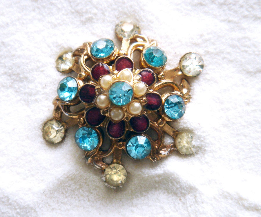 Vintage Rhinestone Faux Pearl Goldtone Snowflake Brooch Aqua Blue