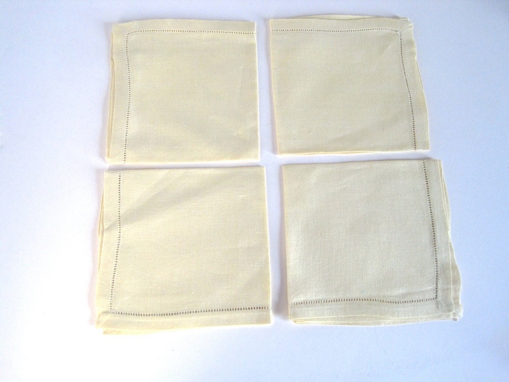 Antique Linen Napkins - Cloth Napkins Butter Yellow - Drawn Thread Linen