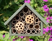 Bee Hotel, Bee House, Large, in 'Old English Green'.