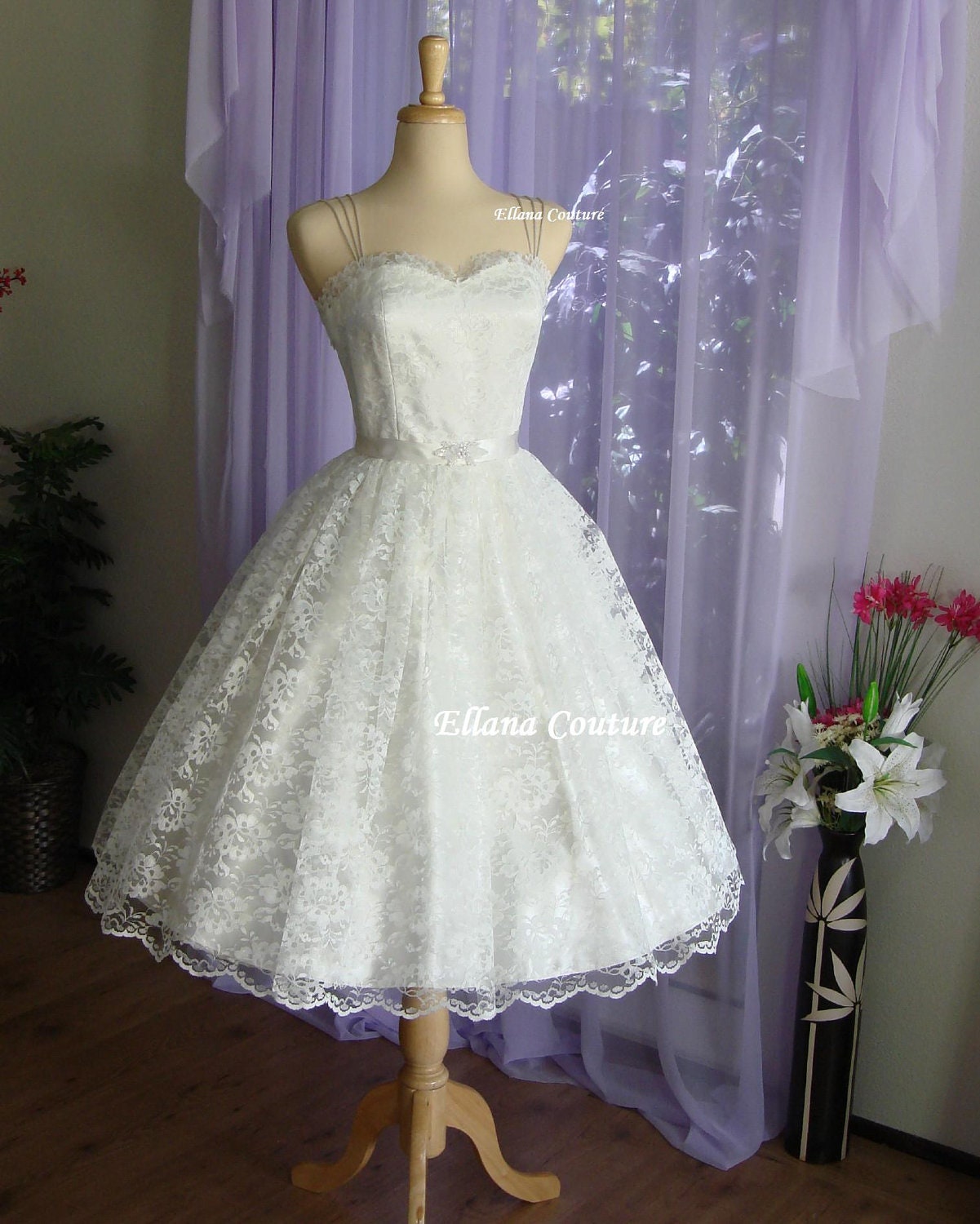 Molly - Retro Style Wedding Dress. Tea Length Vintage Design.