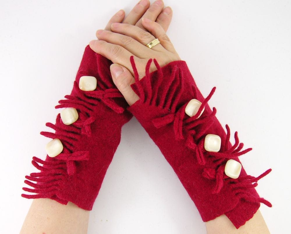 eco friendly arm warmers fingerless mittens arm cuffs fingerless gloves dark red recycled wool with fringes  curationnation