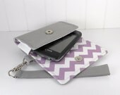 The Errand Runner - Cell Phone Wallet - Wristlet - for iPhone/Android - Gray/Chevron in Rhapsody
