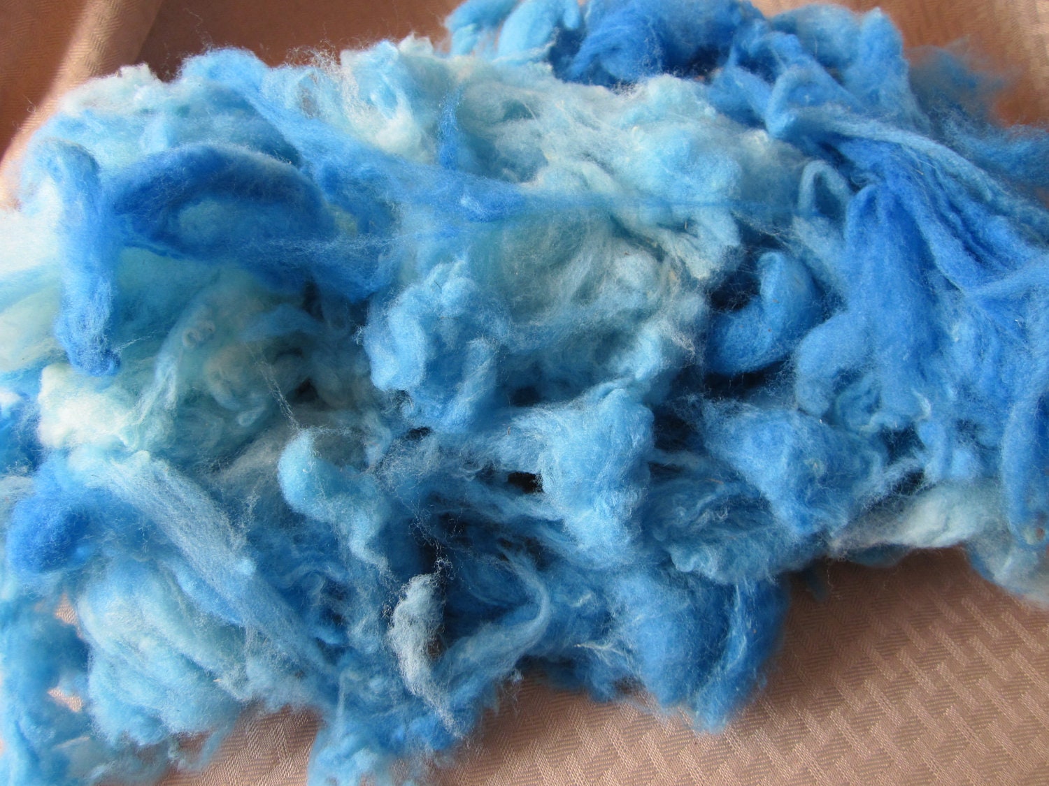 Spinning Wool Sky Blue, Washed, Picked and Dyed