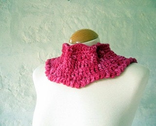 Lipstick on My Cowl - Crochet Pattern PDF