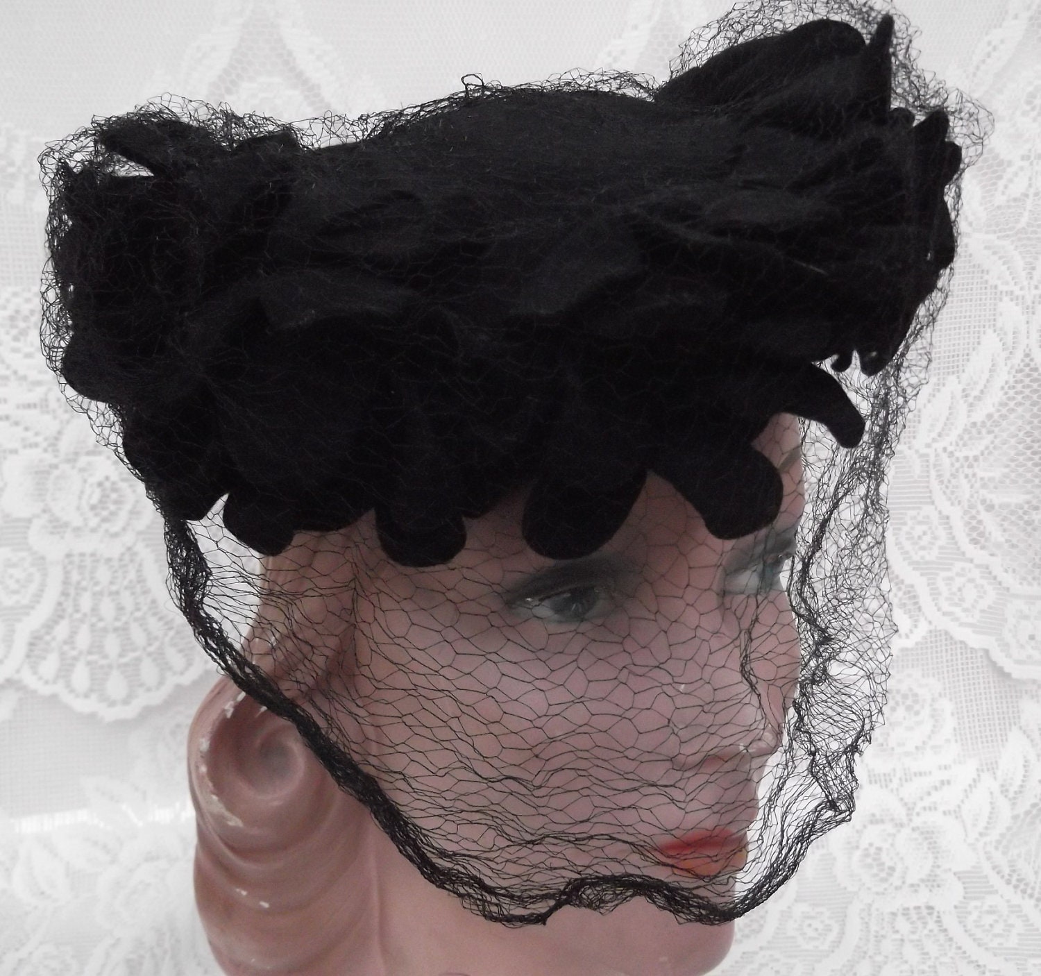 Vintage 1930s Hat Black Felt Tilt Veil Art Deco Old Hollywood