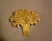 Vintage Embossed Intricate Design Flower Basket Pin Brooch Gold Gilt 3742