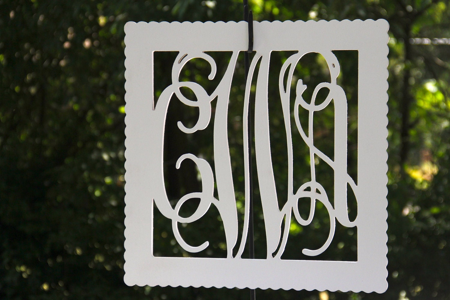 18" Wood square scallop border script monogram