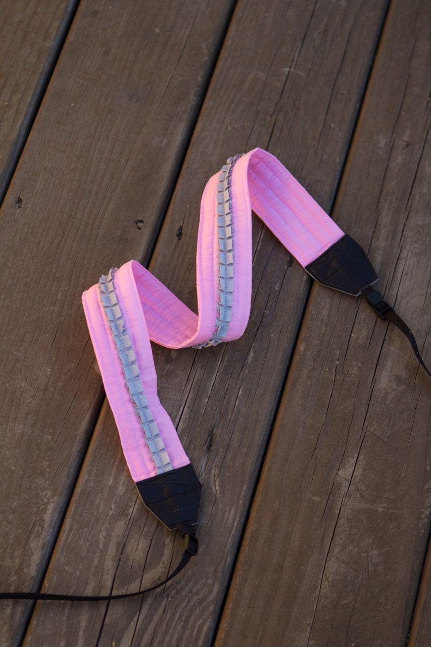 CAMERA STRAP in Pink and Gray Ruffle