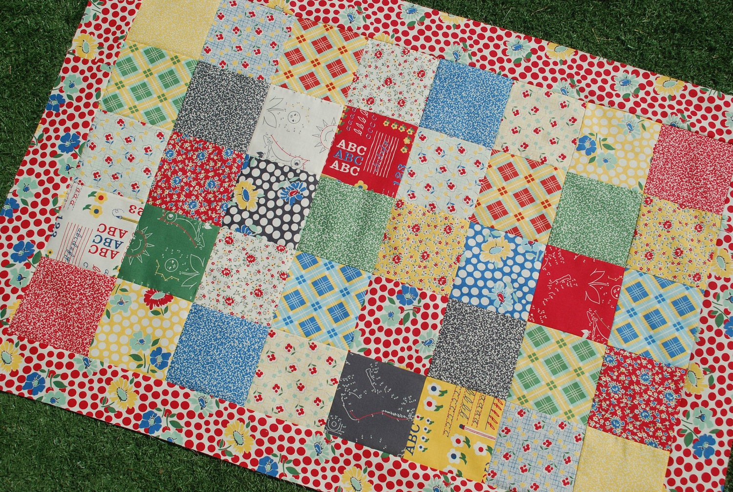 Moda. COUTURE Crib Quilt. School Days by American Jane Patterns. QUILTED 30x43 Minky back.