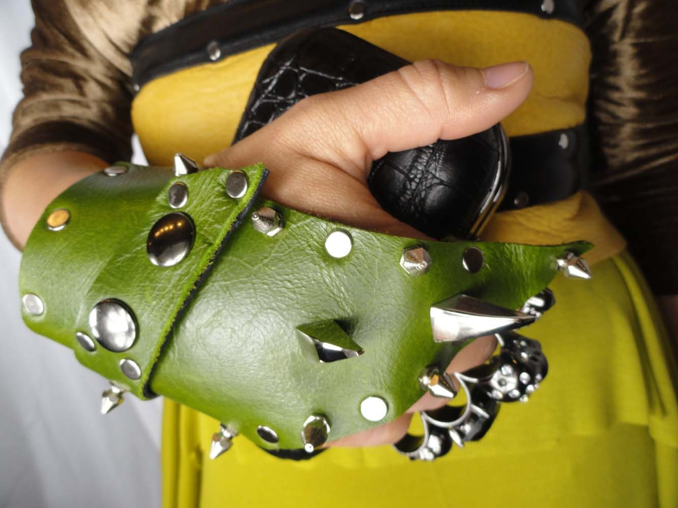 Lucky Jade LEATHER CLAW CUFF