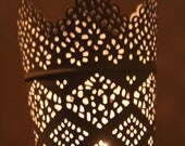 VINTAGE STYLE WHITE Small Metal Candle Holder Votive Tea Light Vase Lace Cut Out Luminaries Pillar Doily Lanterns Parisian Bridal 4"