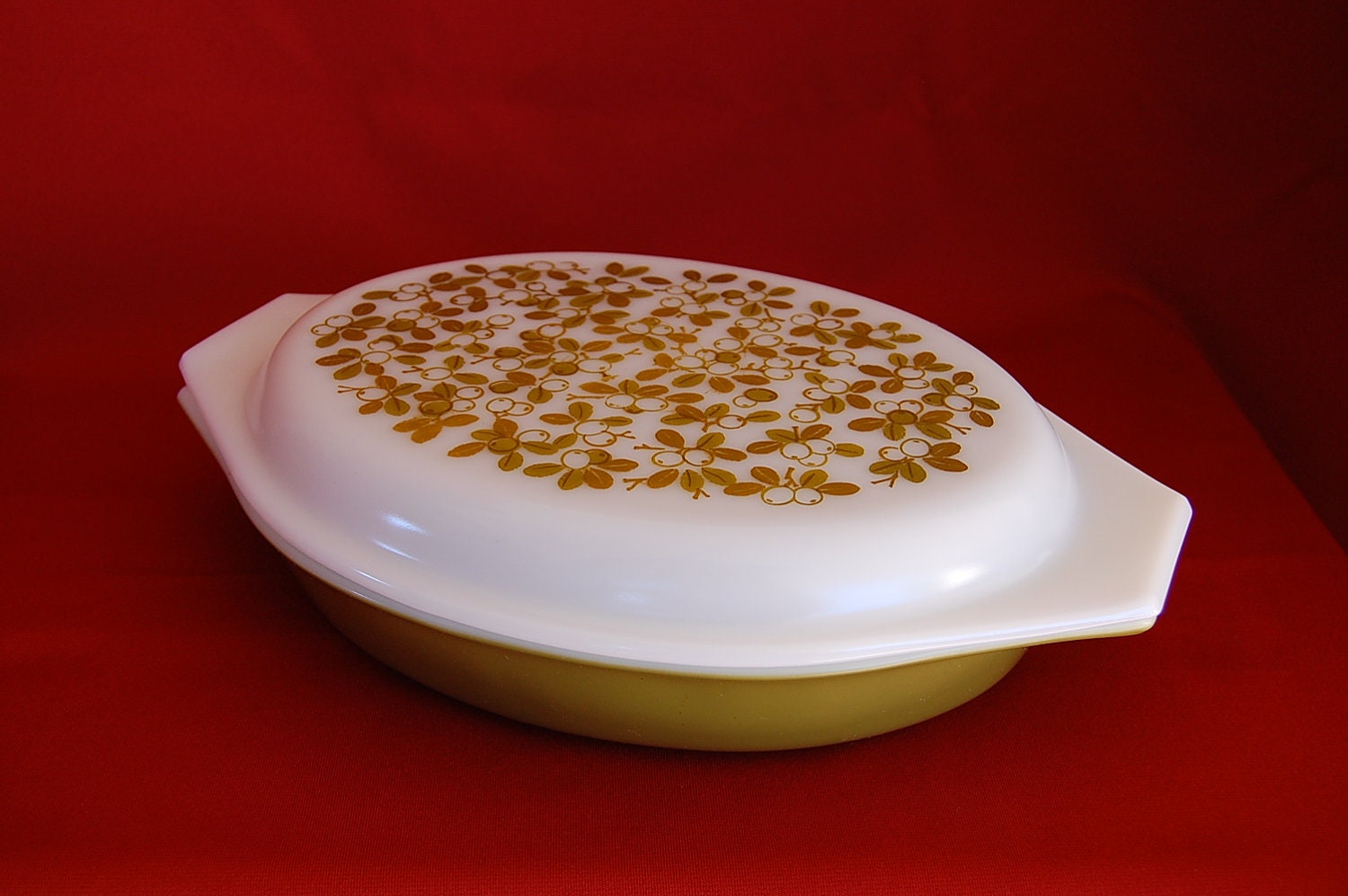 Vintage 963 Pyrex Verde Divided Serving Dish Cinderella Oval Divided Serving Dish