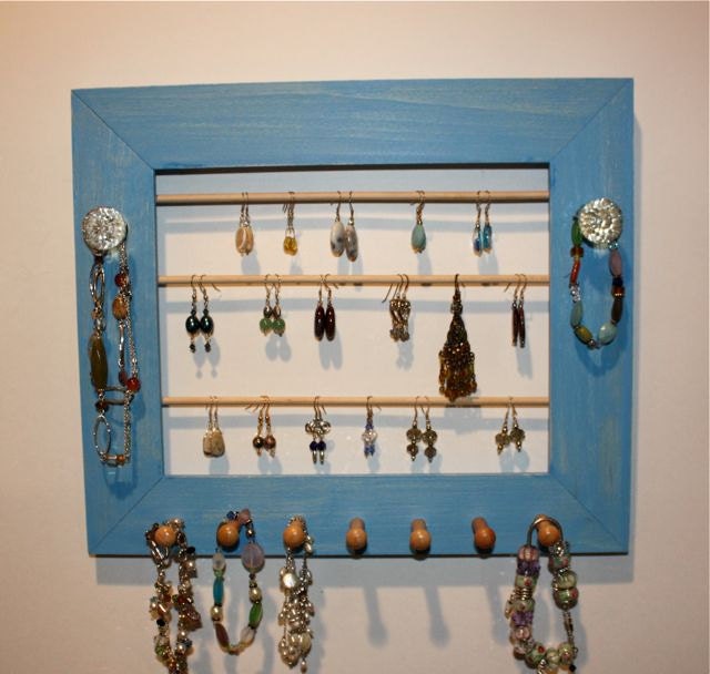Jewelry Earring Holder to Organize 30 Pairs of Earrings.