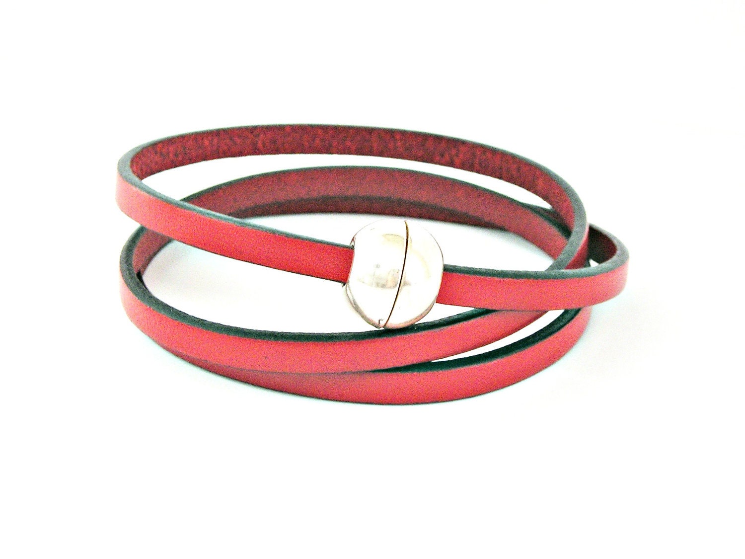 Red triple wrapped leather bracelet with sphere magnetic clasp