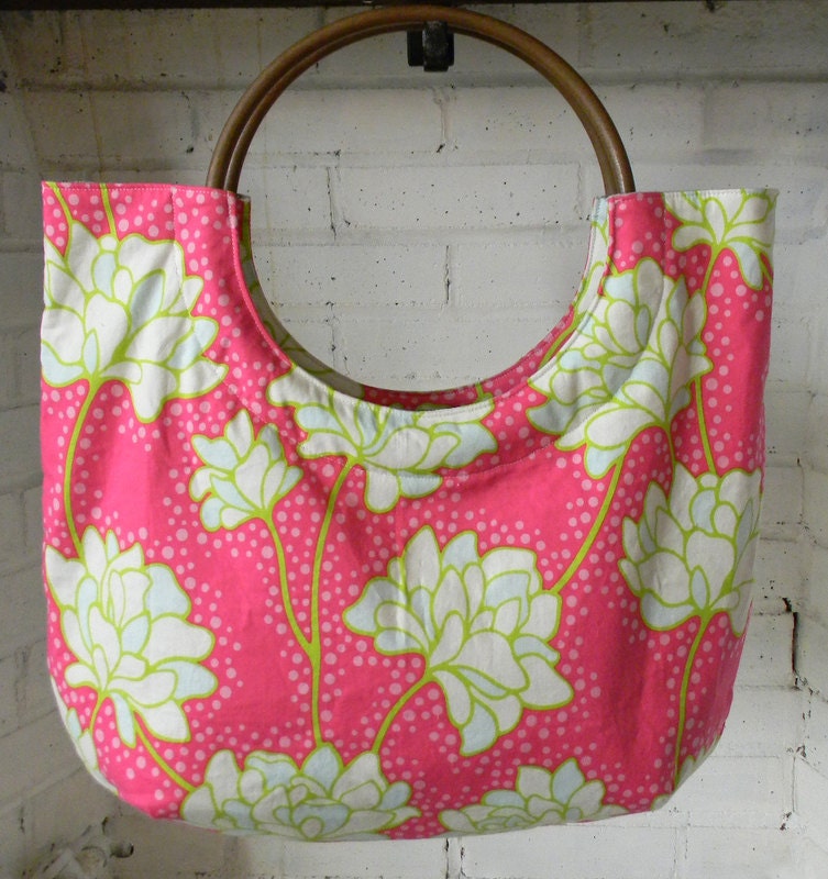 Hot pink and cream floral round handled tote