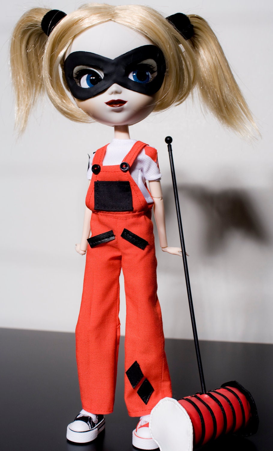 Gotham High Harley Quinn Pullip outfit