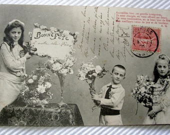 French Antique Postcard from 1905 (Undivided Back) - Children with Flowers
