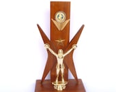 RECYCLED ATOMIC TROPHY