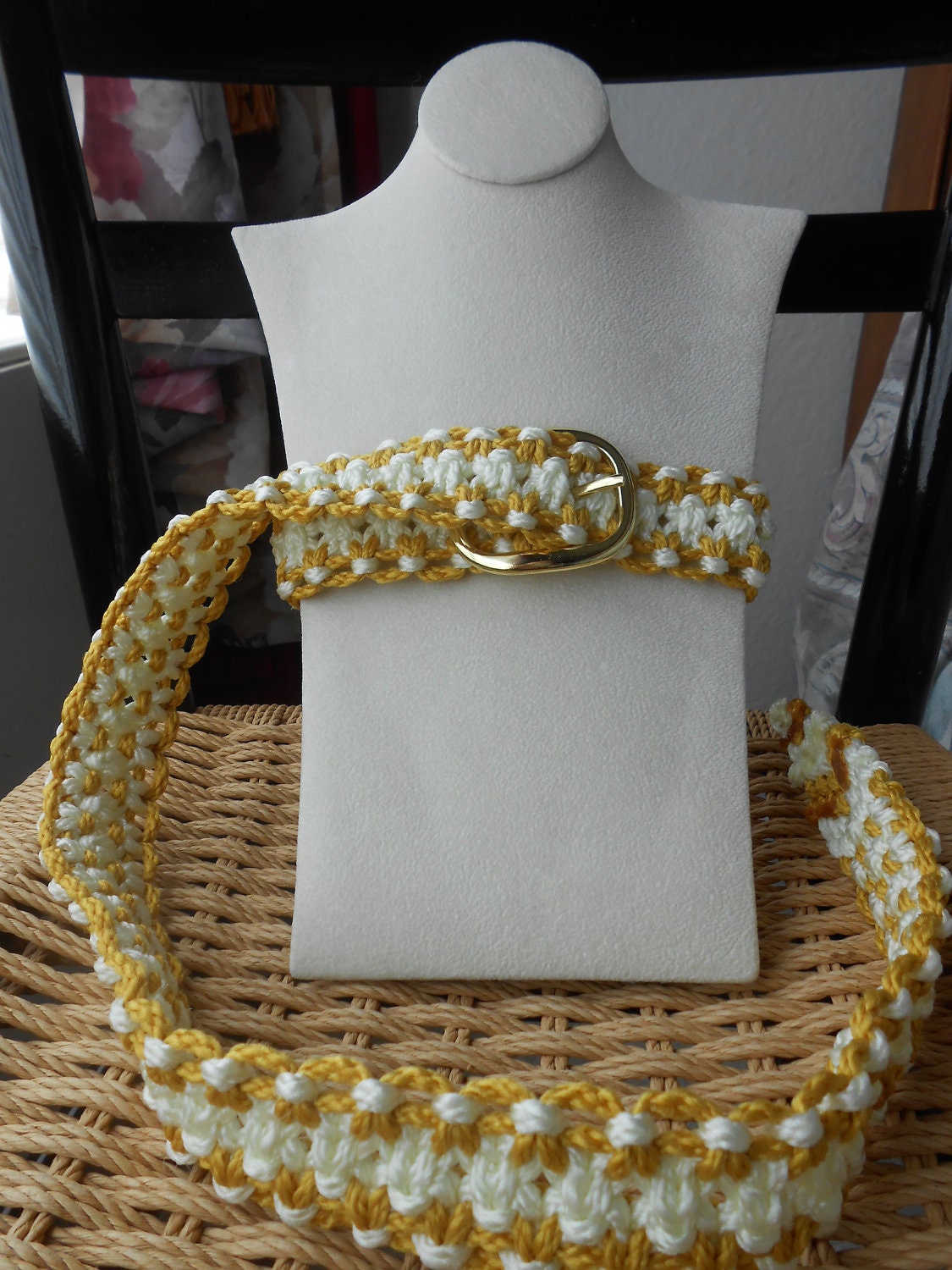 Macrame Belt in Gold and Off White