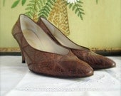 Vintage Shoes / 70's Italian alligator heels / 8M