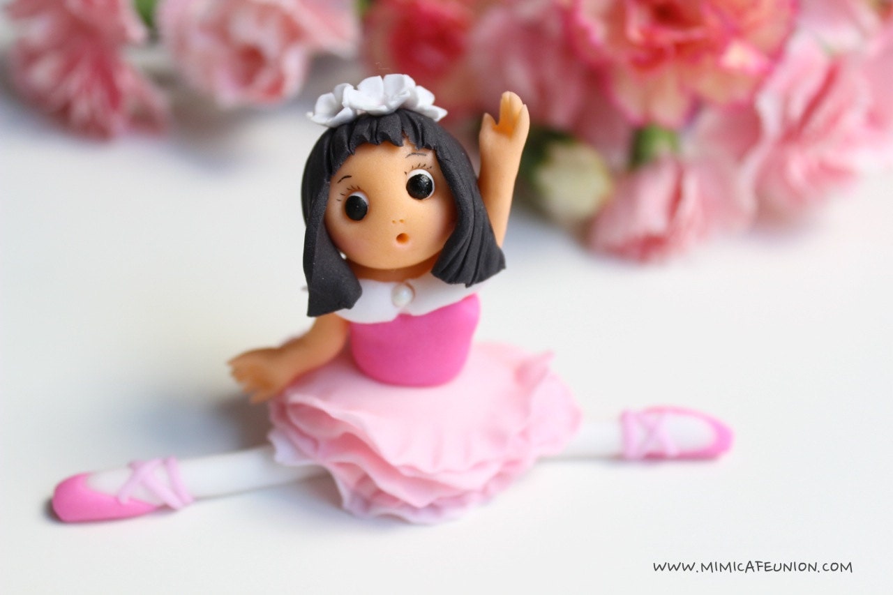 Ballerina Cupcake Toppers ( 5 Ballerina Dolls, 1 Birthday Message Plate)