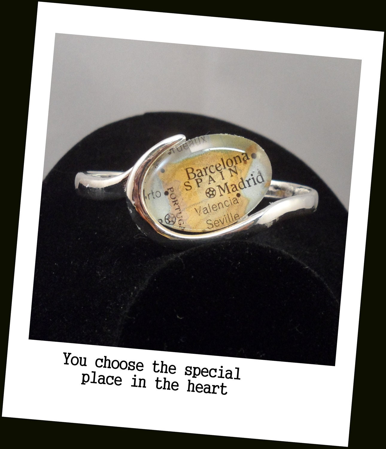 Map Bracelet, you choose any city in the World.