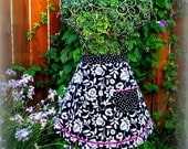 Girls Half Apron in Black and White Floral Print/ Pink Trim ... Girls Birthday Gift, OOAK, Ready to Ship