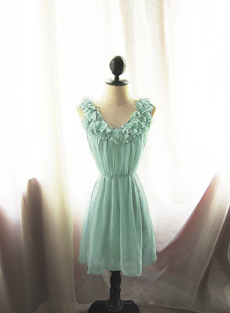 Chantilly Angel Marie Antoinette Alice in Wonderland Misty Nature Dawn Dreamy Mille Feuille Heart Cutouts Flirty Chiffon Jane Austen Dress
