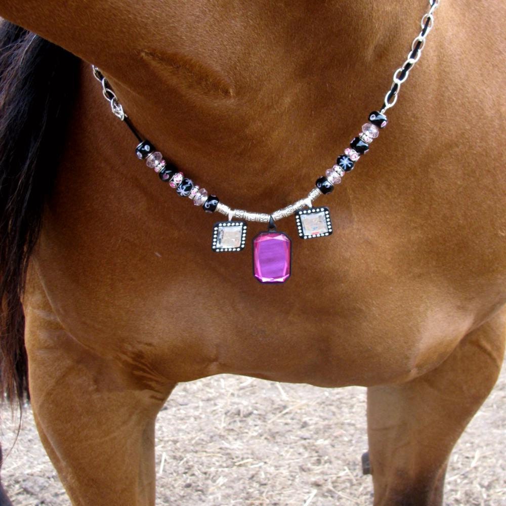 Rhythm Beaded Necklace for Your Horse UNIQUE