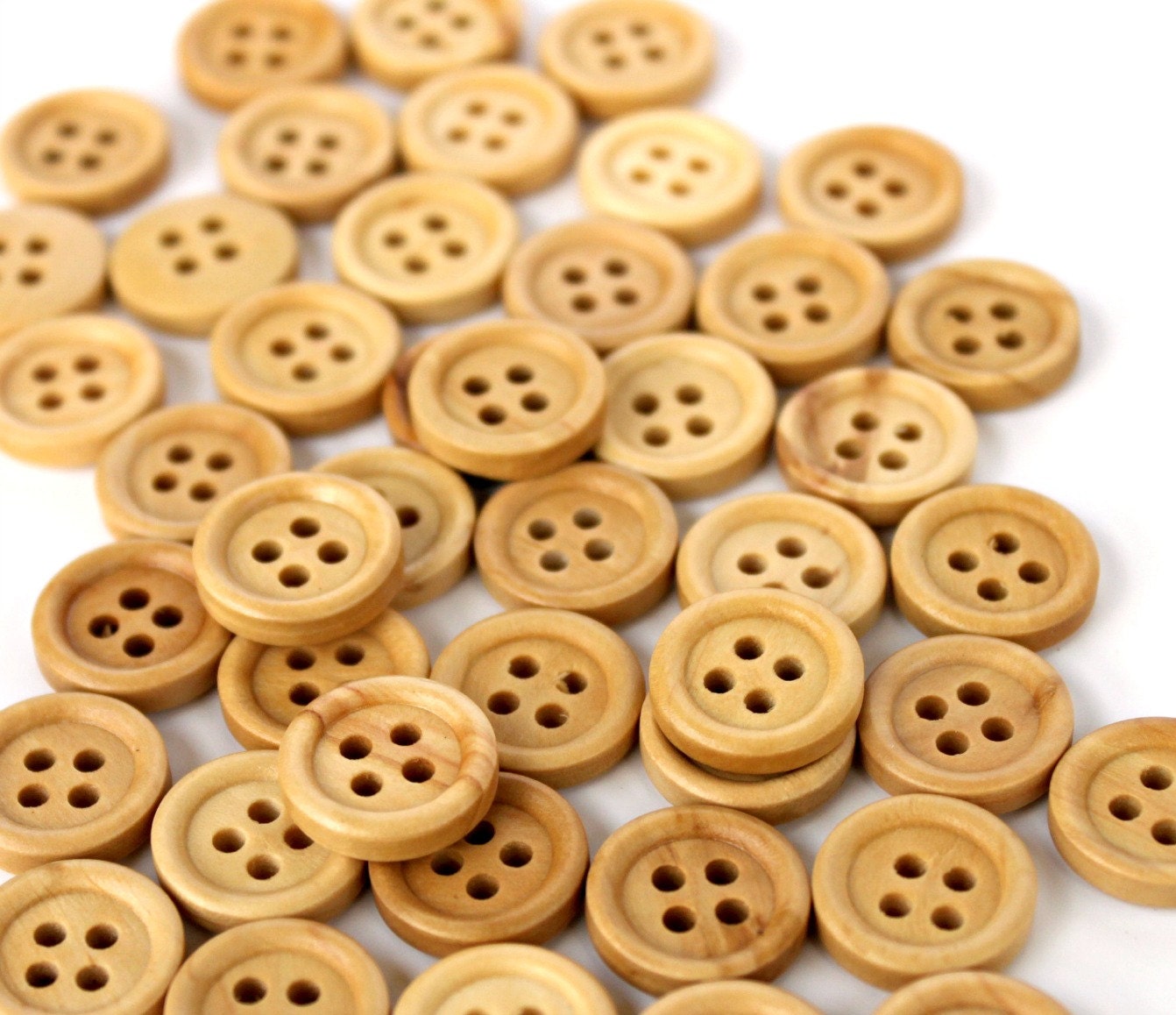 Round Wooden Buttons. Natural. Beige. Light brown. 25 pcs. 15mm 0.59 inch. 4 holes.