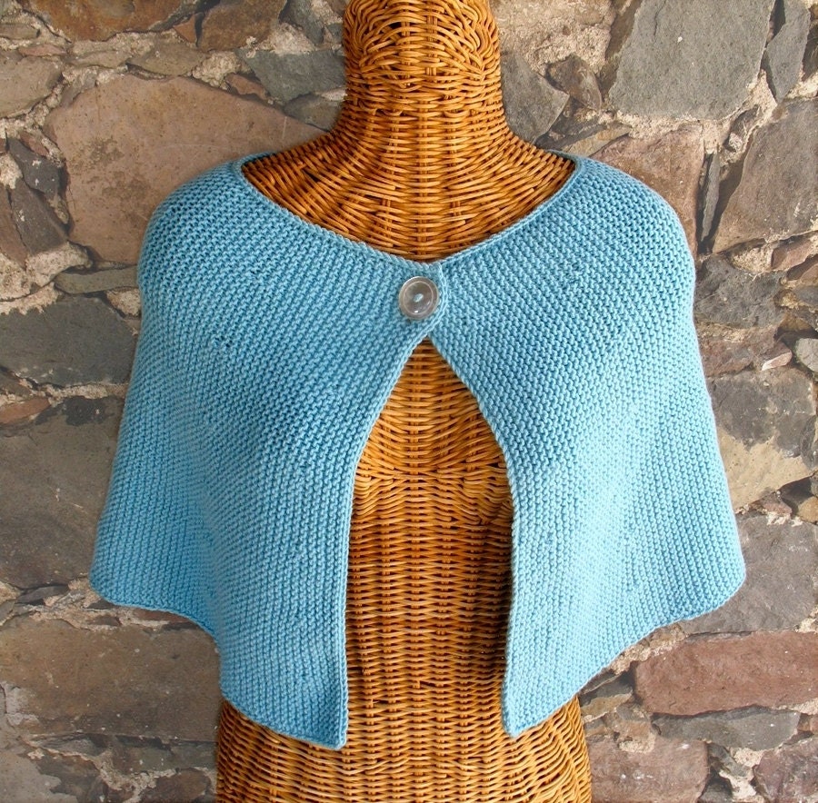 Knit Capelet in Tiffany Blue
