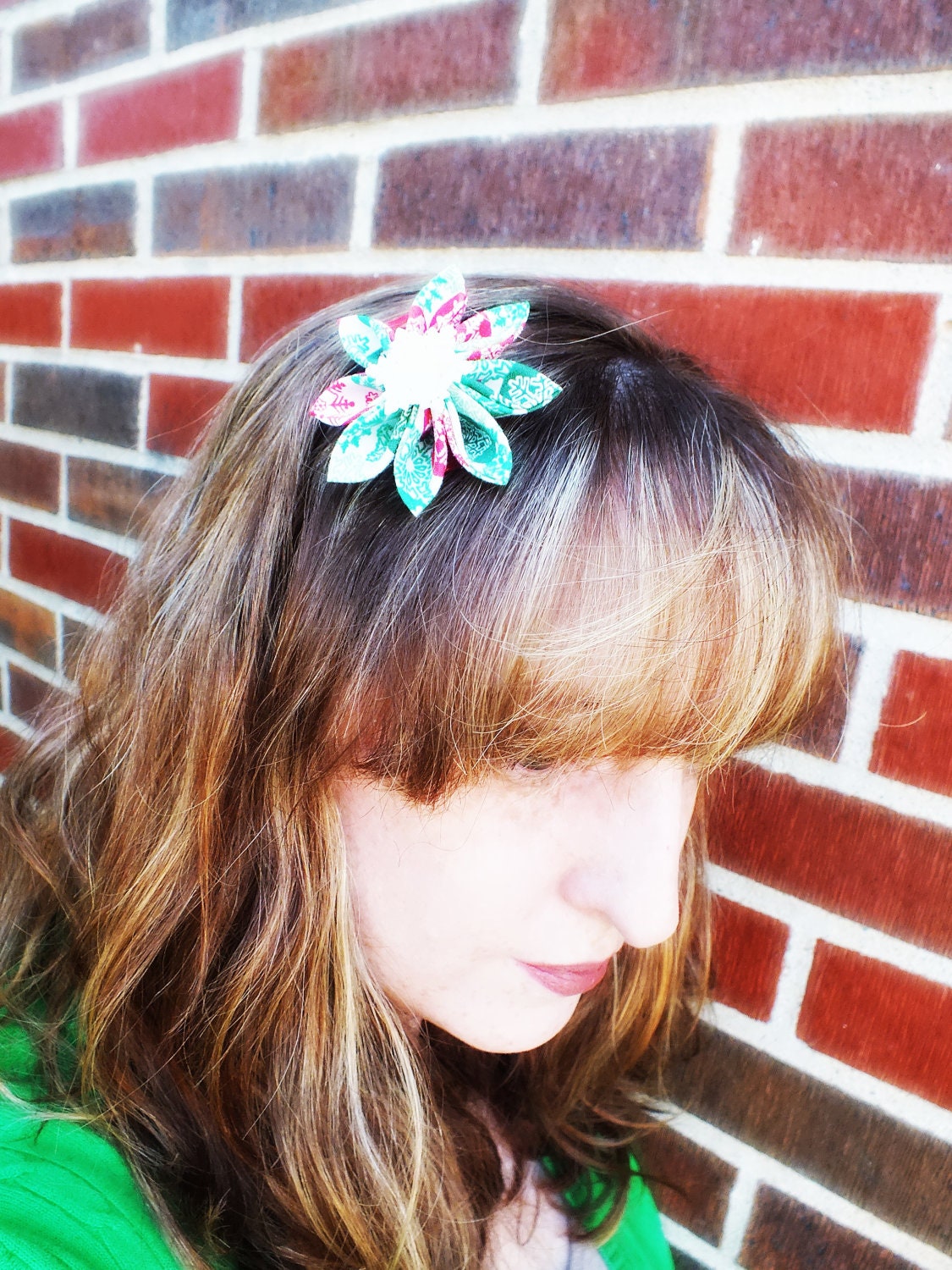 Christmas Snowflake Kanzashi Hair Clip Green, Red  & White Clearance