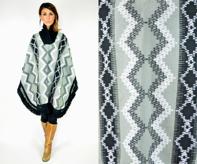 knitted SOUTHWESTERN zig zag chevron FRINGED poncho SWEATER cape, one size fits all