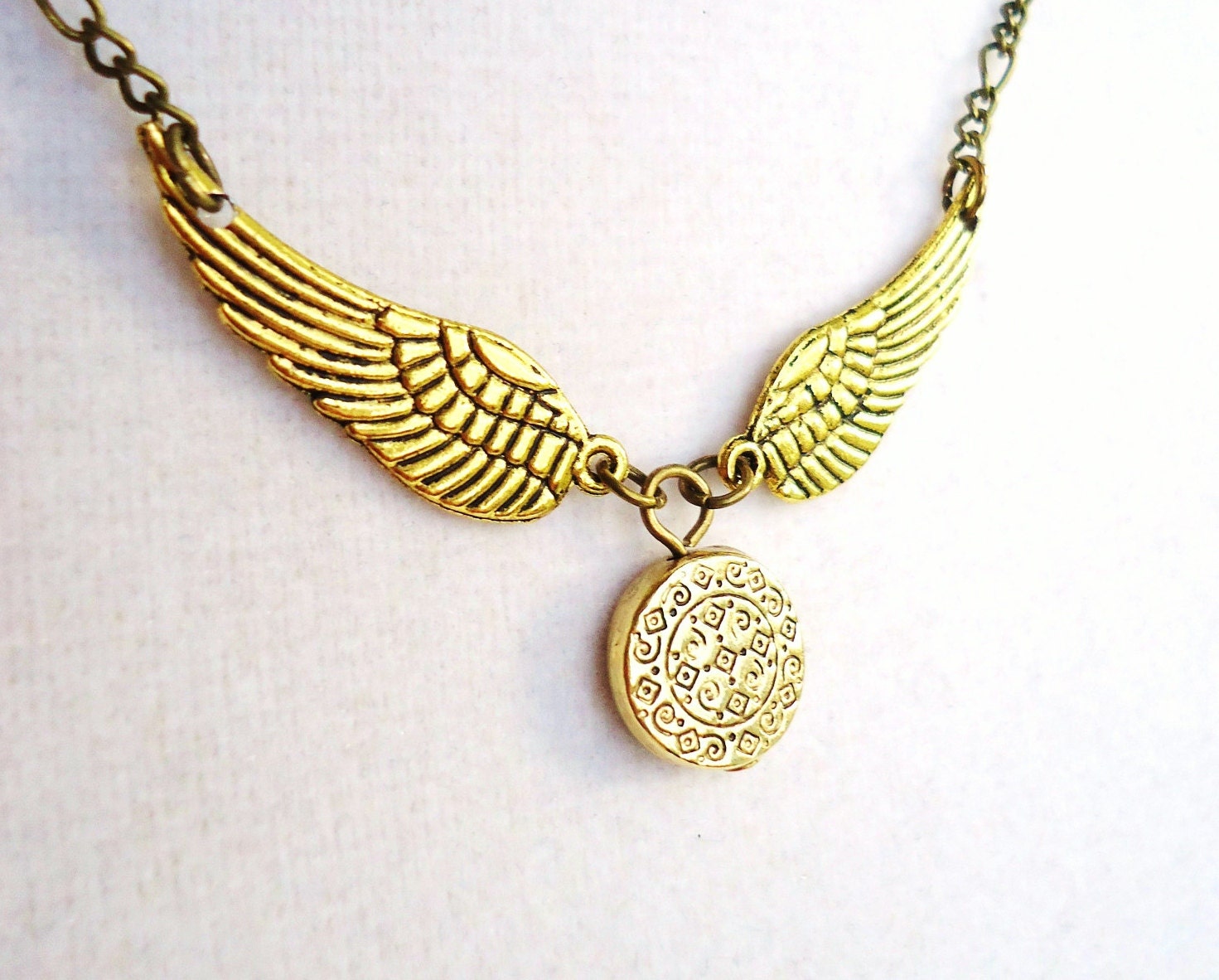 Steampunk Golden Orb & Flying Golden Wings Necklace
