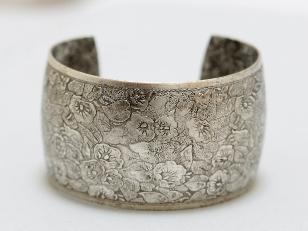 Flower Blossom Bracelet,Victorian Floral Cuff,Silver Bracelet,Cuff Bracelet,Bracelet,Silver,Antique Bracelet,Wedding,Bride.