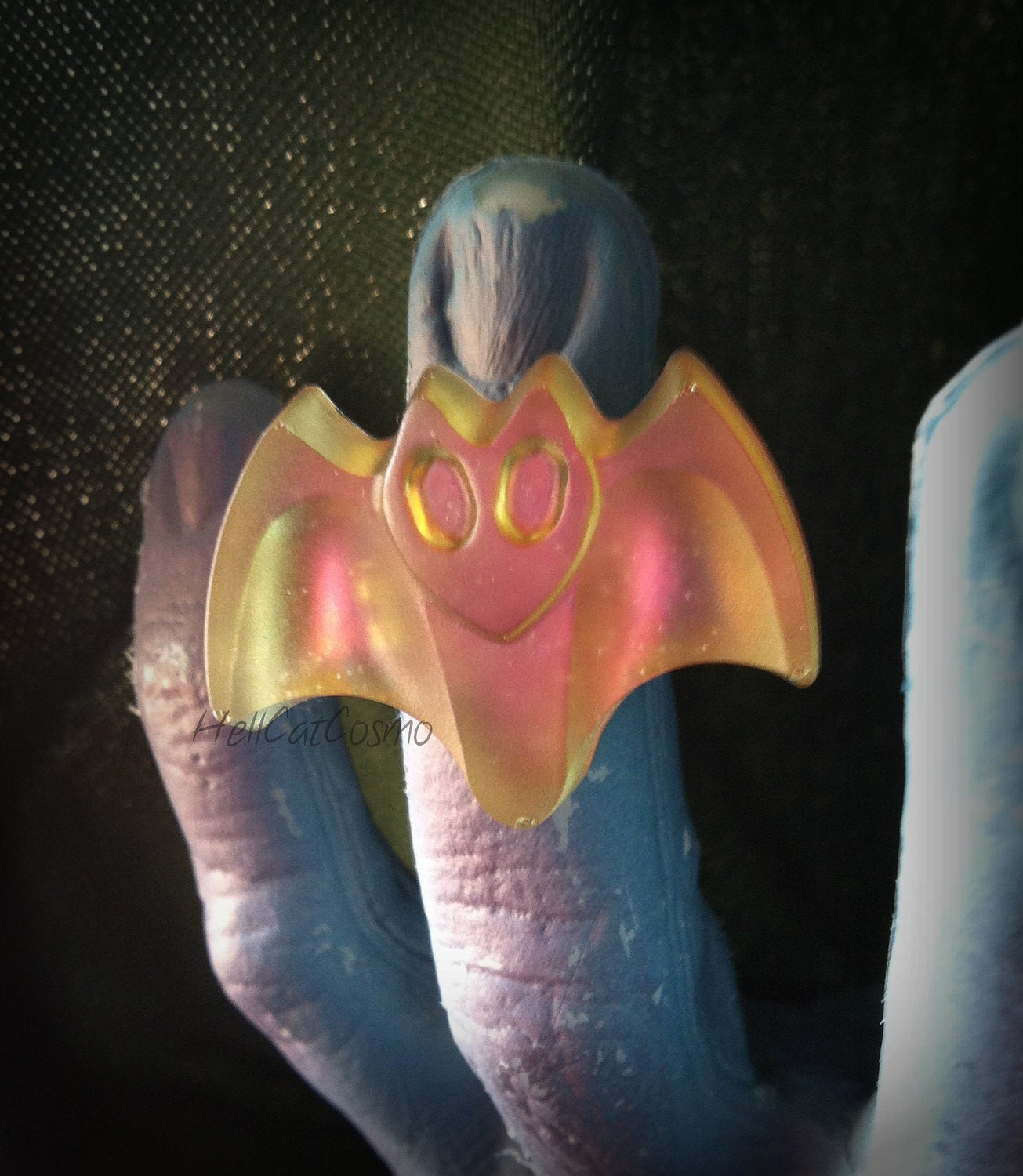 Color Shifting Bat Ring