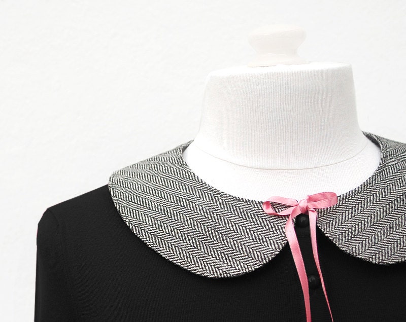 Herringbone Peter Pan Collar. Detachable Peter Pan Collar in Black and White Chevron with pink ribbon bow. Zig Zag. Tweed Peter Pan Collar