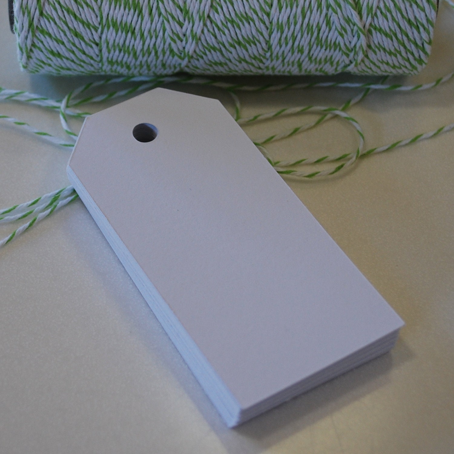 Tags 36 Basic Medium White - Blank Gift Tags Il_170x135