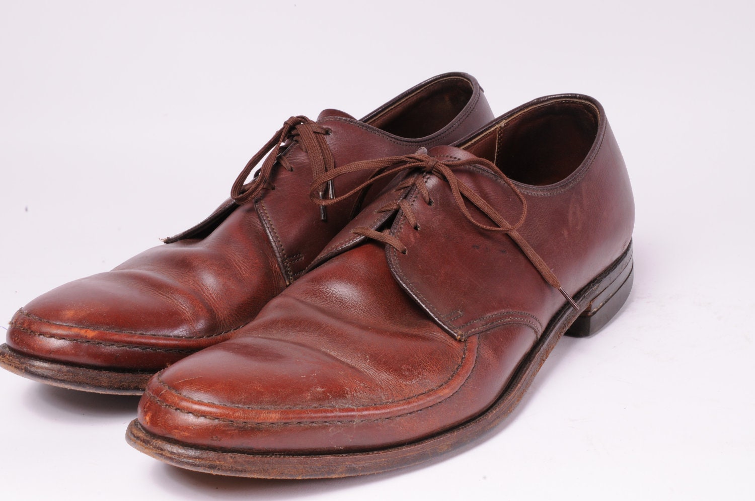 1960s Mens Brown Size 11B Shoes by Breather Wright