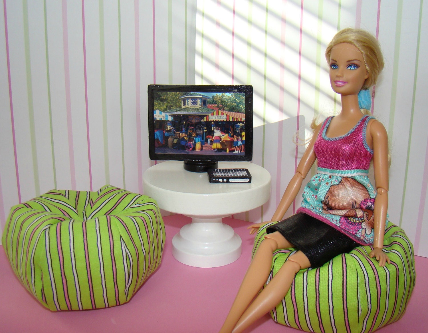 Barbie Furniture - Green, Pink and White Stripe Bean Bag Chair