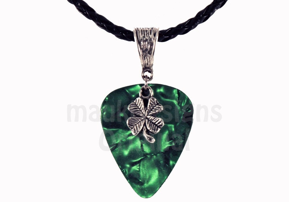 Green Guitar Pick