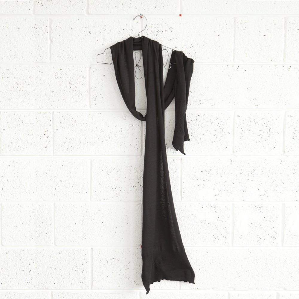 Women knitted, Black scarf,winter fashion.