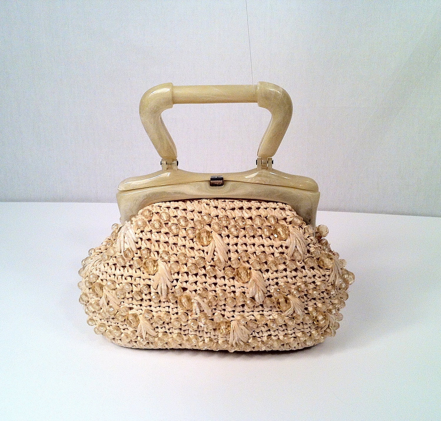 Vintage 1950s Natural Raffia Purse with Beads and Green Lucite Handle - Made in Italy