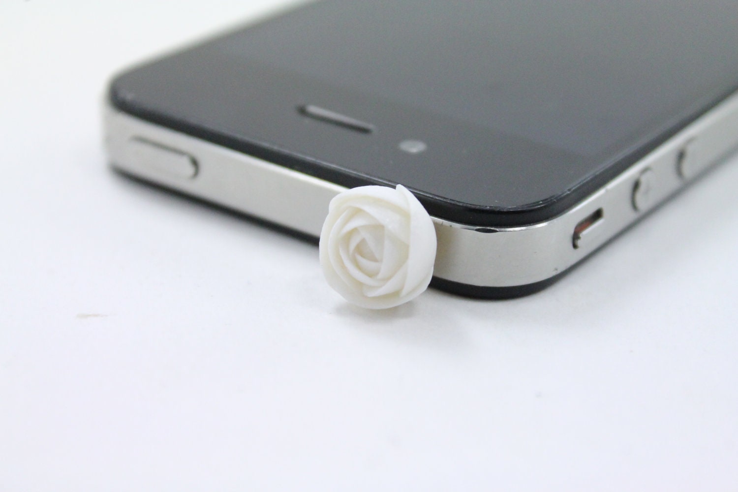 Iphone Plug - Phone Charm, Floral Earphone Plug - Cellphone Handmade Accessories iPhone 5 4 4s ,iPad ,Samsung galaxy s2 s3