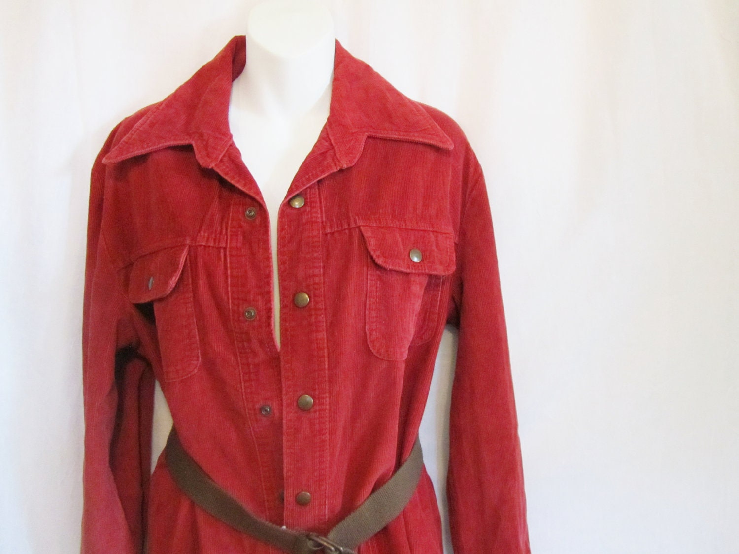 Vintage Brick Red Corduroy Jacket Shirt Women's Medium Brass Snaps - Kamiann