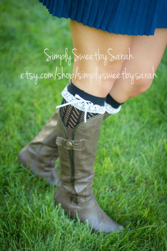 Bold & Black Open knit leg warmers with lace knit trim and buttons- legwarmers