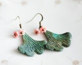 Coral Pink Flowers Ginkgo Earrings Verdigris Patina Ginkgo Leaves Rustic Green Autumn Leaf Fall Fashion - E216